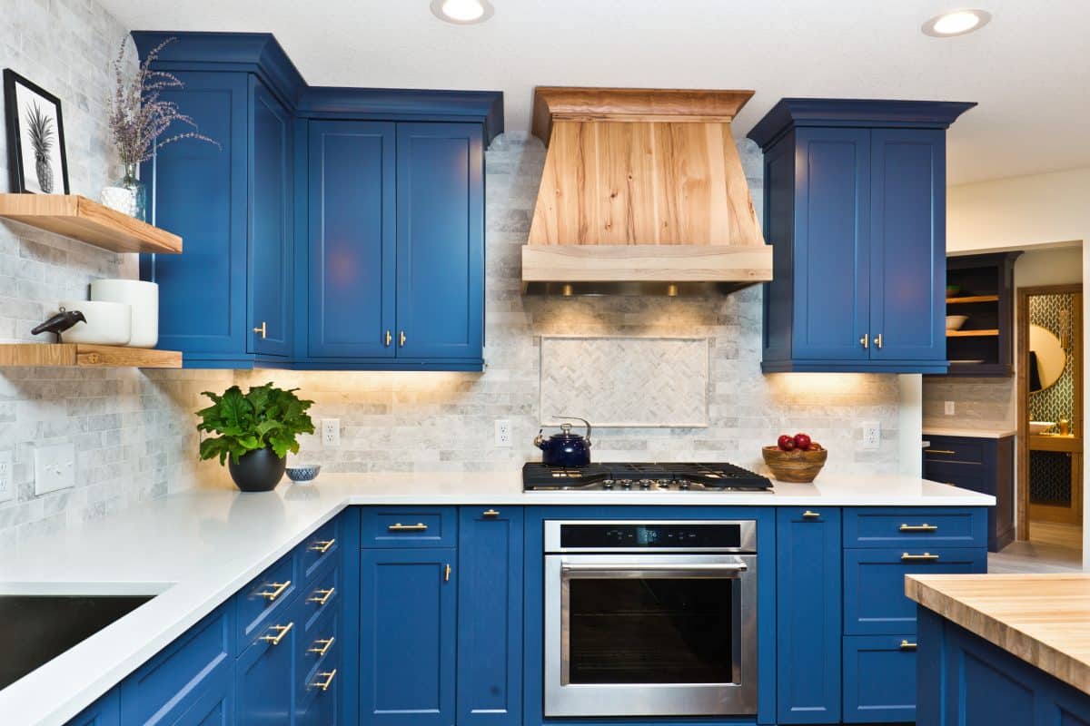 What Is Kitchen Cabinet Refacing?