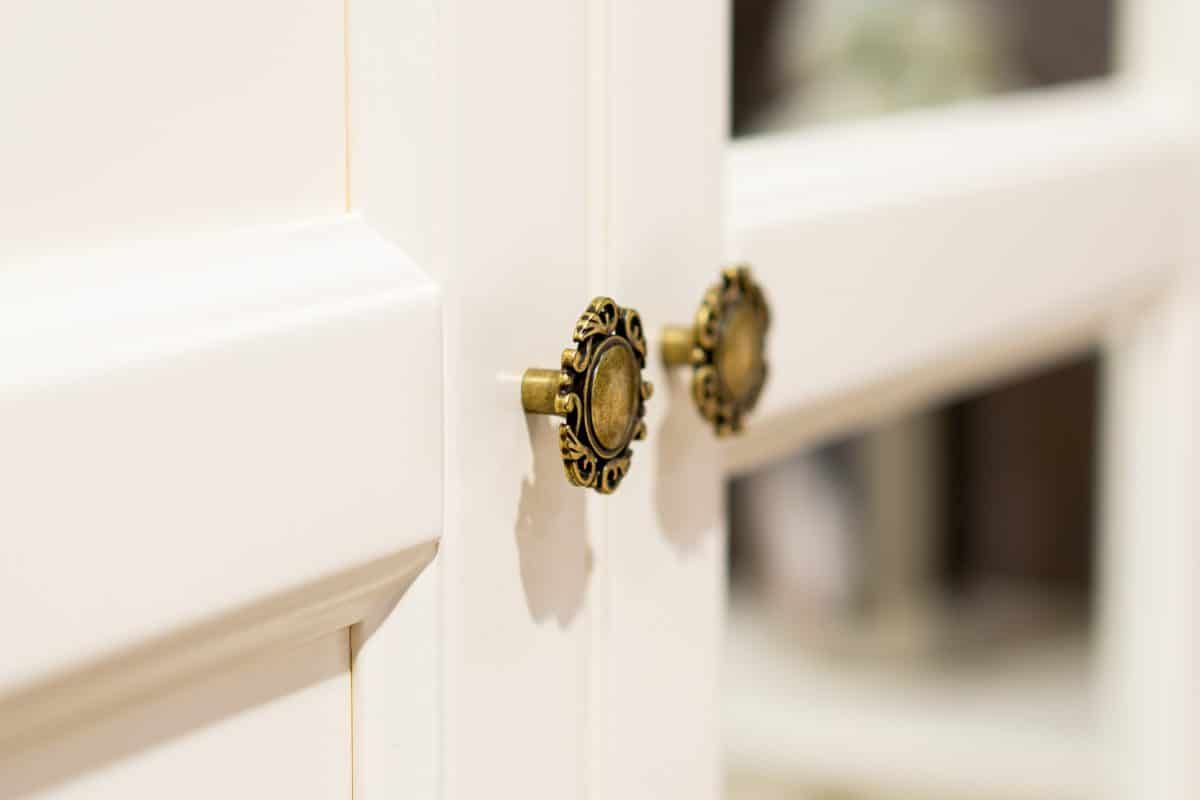 How to Choose the Perfect Kitchen Cabinet Knob Style